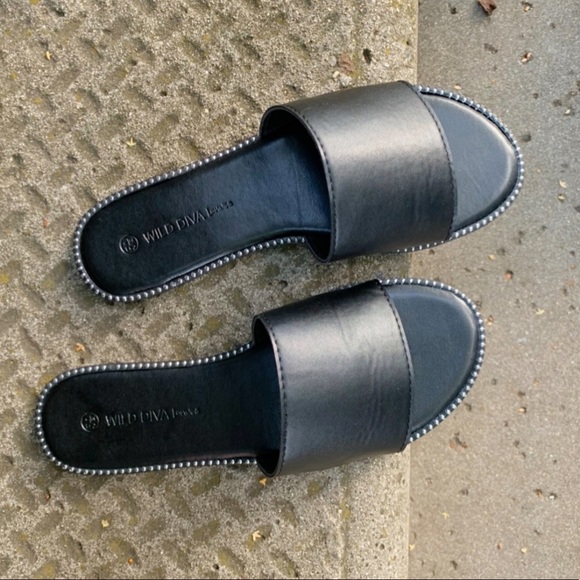 NEW Black Studded Sandal - Picture 3 of 5